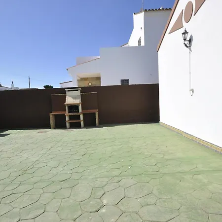Con Piscina Compartida Y Jardin En - Solo Familias - Es-180-81 Villa *