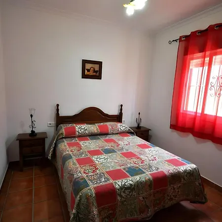 Con Piscina Compartida Y Jardin En - Solo Familias - Es-180-81 Villa *