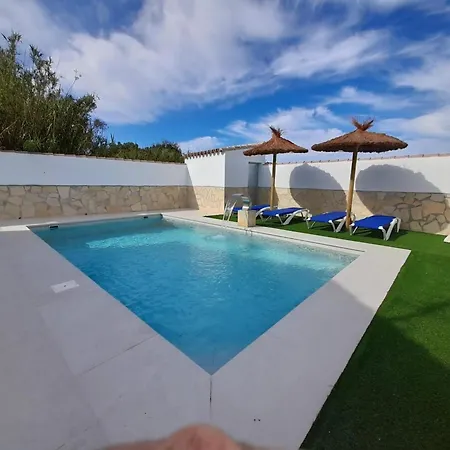 Con Piscina Compartida Y Jardin En - Solo Familias - Es-180-81 Villa Conil De La Frontera